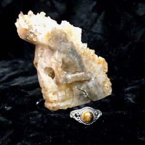 129 Tiger Eye Silver Gemstone Ring size 9 stamped 925 shipping sale